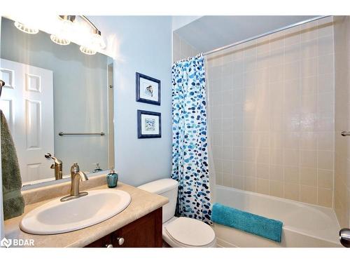 1117 Westmount Avenue, Innisfil, ON - Indoor Photo Showing Bathroom