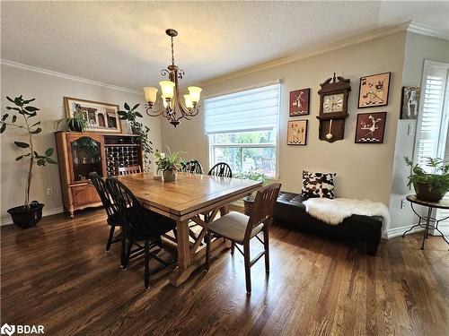 11 Nicholson Drive, Barrie, ON - Indoor Photo Showing Dining Room