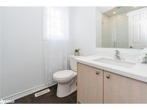 62 Silver Trail, Barrie, ON - Indoor Photo Showing Bathroom