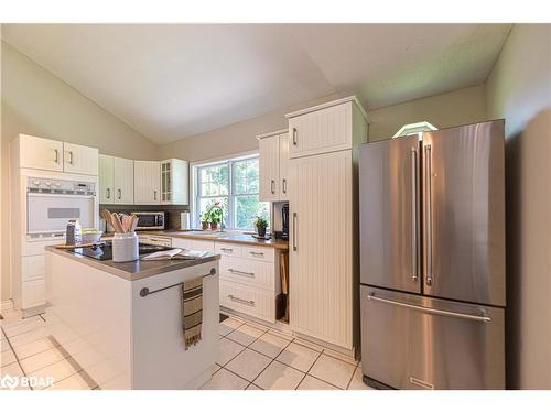 326 Crawford Street, Orillia, ON - Indoor Photo Showing Kitchen