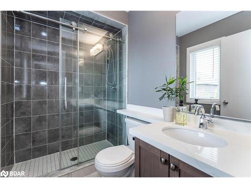 34 Bedford Estates Crescent, Barrie, ON - Indoor Photo Showing Bathroom