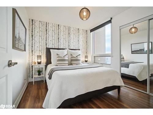 603-280 Donlands Avenue, Toronto, ON - Indoor Photo Showing Bedroom