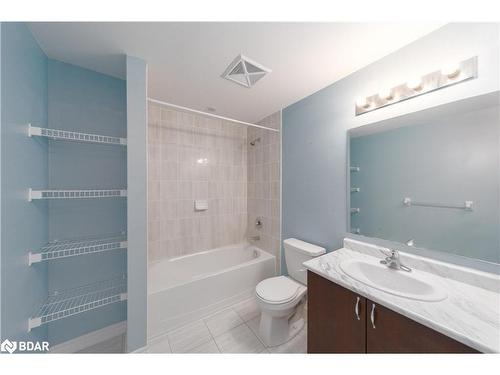 410-5 Greenwich Street, Barrie, ON - Indoor Photo Showing Kitchen With Double Sink