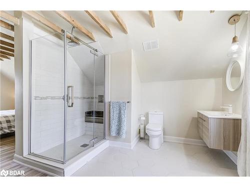 5385 Twidale Street, Niagara Falls, ON - Indoor Photo Showing Bathroom