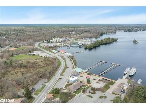 900 Bay Street, Gravenhurst, ON 