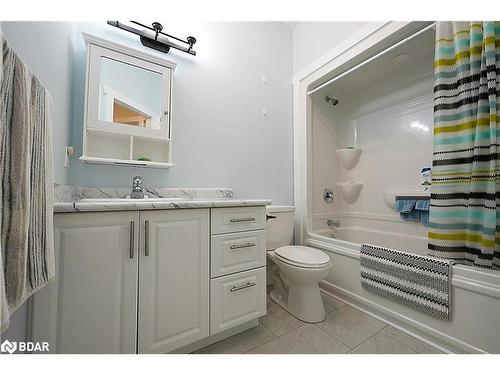 98 Bond Street E, Fenelon Falls, ON - Indoor Photo Showing Bathroom