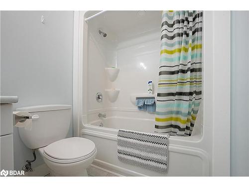 98 Bond Street E, Fenelon Falls, ON - Indoor Photo Showing Bathroom