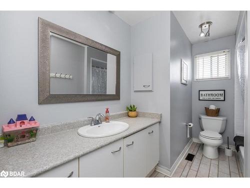 2107 Fennell Drive, Innisfil, ON - Indoor Photo Showing Bathroom
