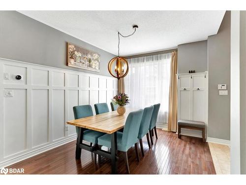 166 Succession Crescent, Barrie, ON - Indoor Photo Showing Dining Room