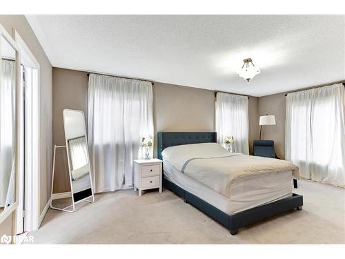 166 Succession Crescent, Barrie, ON - Indoor Photo Showing Bedroom