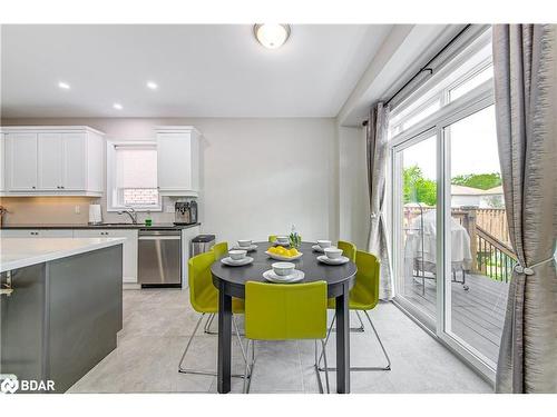 165 Bishop Drive, Barrie, ON - Indoor Photo Showing Kitchen