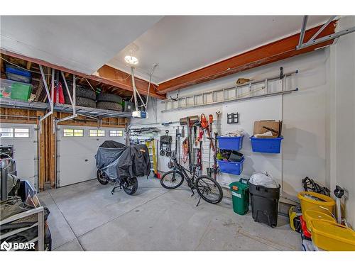 165 Bishop Drive, Barrie, ON - Indoor Photo Showing Garage