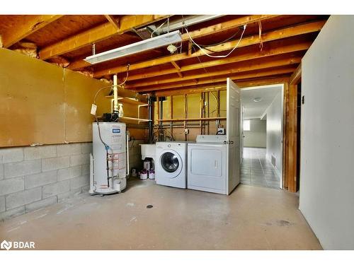 201 Lillian Crescent, Barrie, ON - Indoor Photo Showing Laundry Room