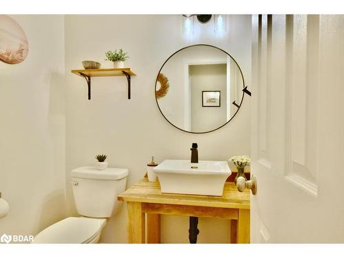 1889 Applewood Avenue, Innisfil, ON - Indoor Photo Showing Bathroom