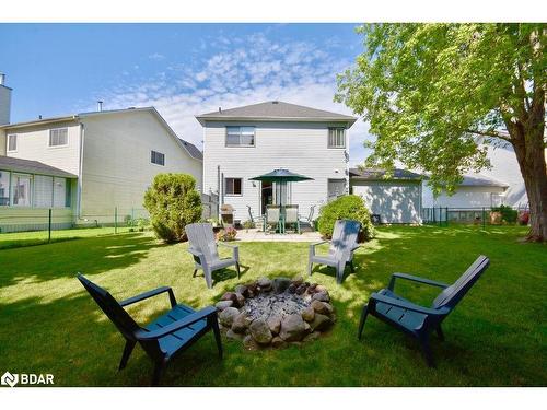 1889 Applewood Avenue, Innisfil, ON - Outdoor With Backyard