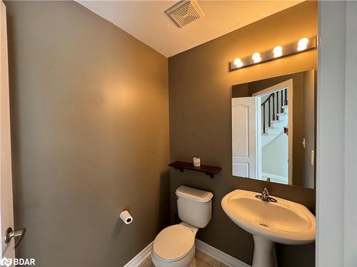 131 Prince William Way, Barrie, ON - Indoor Photo Showing Bathroom