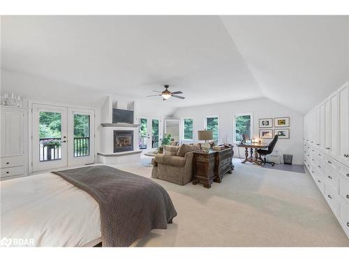 1241 Bass Lake Sideroad E, Oro-Medonte, ON - Indoor Photo Showing Bedroom