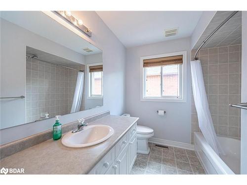 51 Catherine Drive, Barrie, ON - Indoor Photo Showing Bathroom