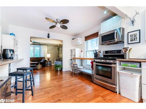 6 Huron Street, Barrie, ON - Indoor Photo Showing Kitchen