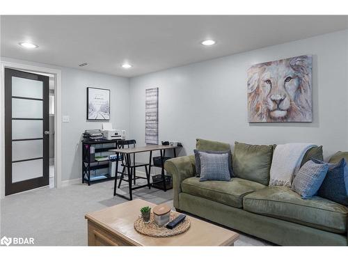 22 Baker Crescent, Barrie, ON - Indoor Photo Showing Living Room