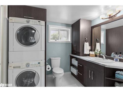 22 Baker Crescent, Barrie, ON - Indoor Photo Showing Laundry Room