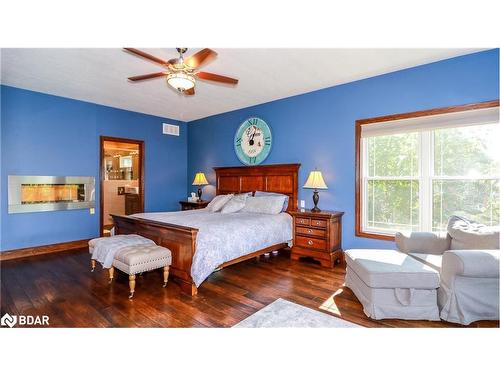 65 Big Sound Road, Mcdougall, ON - Indoor Photo Showing Bedroom