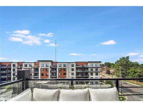 603-300 Essa Road, Barrie, ON - Outdoor With Balcony