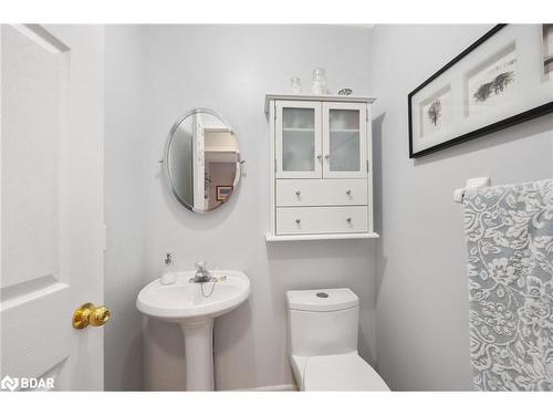 697 Happy Vale Drive, Innisfil, ON - Indoor Photo Showing Bathroom