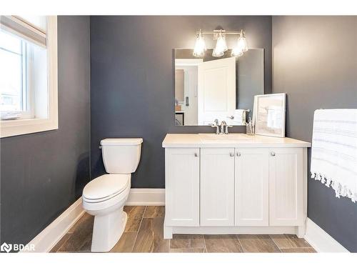 16 Gelderland Crescent, Oro-Medonte, ON - Indoor Photo Showing Bathroom