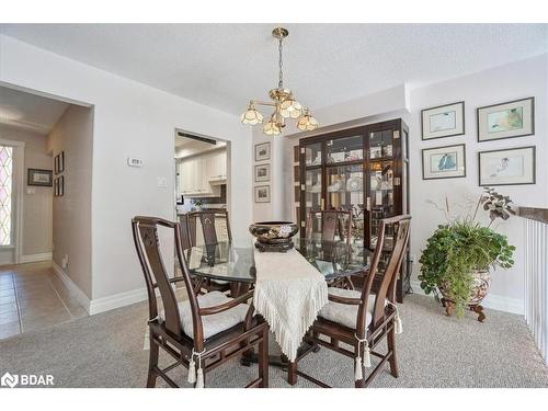 195 Collier Street, Barrie, ON - Indoor Photo Showing Dining Room