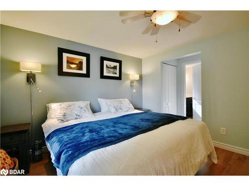 4653 Daniel Street, Ramara, ON - Indoor Photo Showing Bedroom