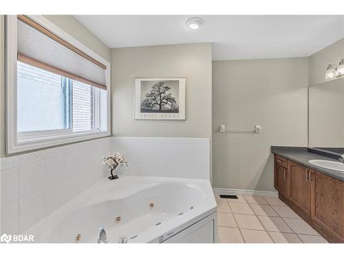69 Miller Drive, Barrie, ON - Indoor Photo Showing Bathroom
