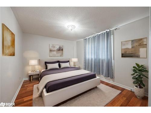 57 Nicole Marie Avenue, Barrie, ON - Indoor Photo Showing Bedroom