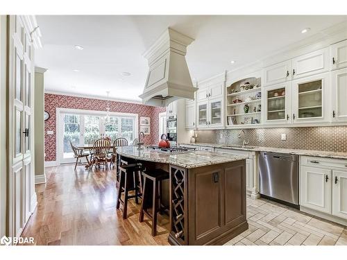 380 Nassau Street, Niagara-On-The-Lake, ON - Indoor Photo Showing Kitchen With Upgraded Kitchen