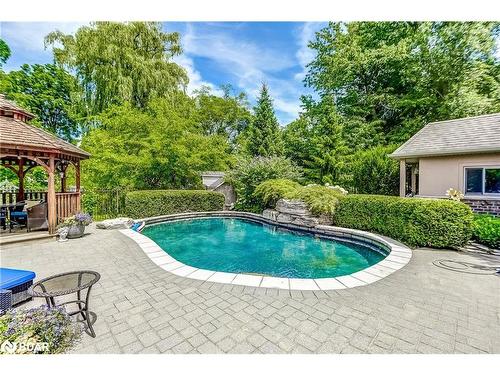 380 Nassau Street, Niagara-On-The-Lake, ON - Outdoor With In Ground Pool With Deck Patio Veranda With Backyard