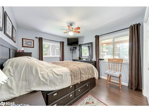 20 Black River Road, Washago, ON - Indoor Photo Showing Bedroom