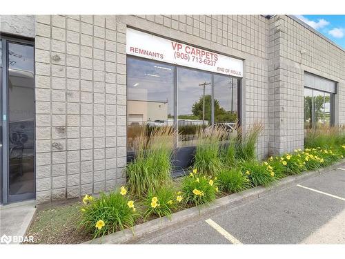 23-220 Industrial Parkway S, Aurora, ON 