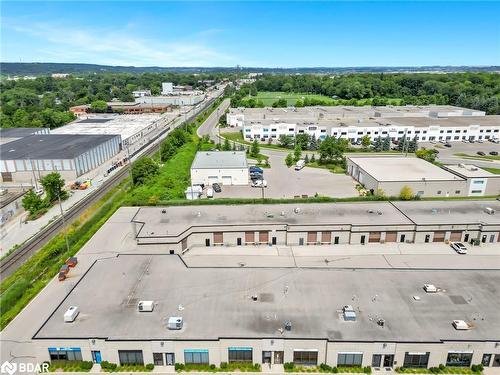 23-220 Industrial Parkway S, Aurora, ON 