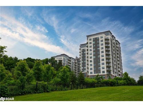 917-58 Lakeside Terrace, Barrie, ON - Outdoor With Balcony With Facade