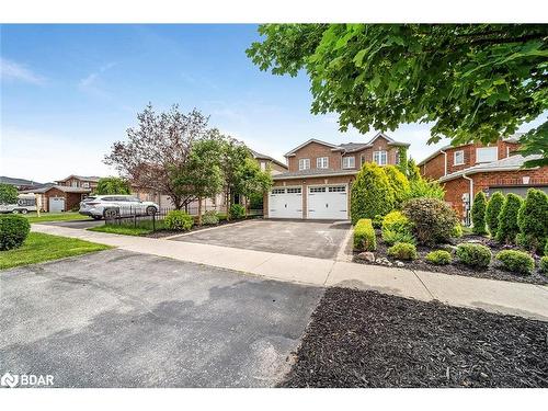 9 Brown Wood Drive, Barrie, ON - Outdoor