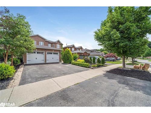 9 Brown Wood Drive, Barrie, ON - Outdoor With Facade