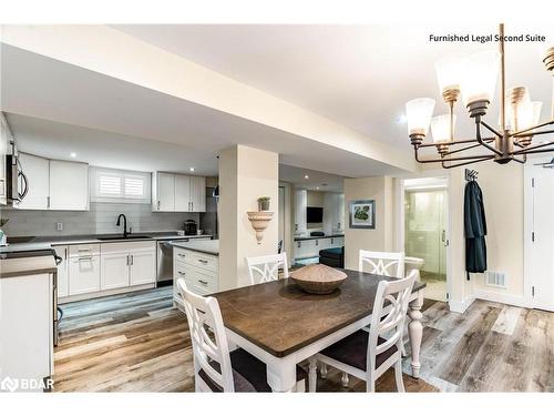 92 Nelson Street, Barrie, ON - Indoor Photo Showing Dining Room