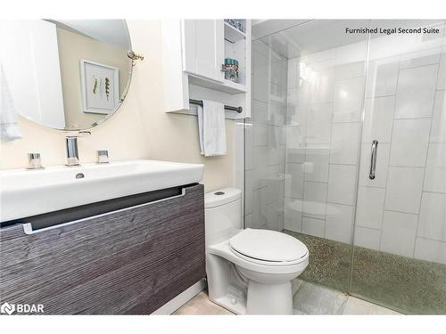 92 Nelson Street, Barrie, ON - Indoor Photo Showing Bathroom