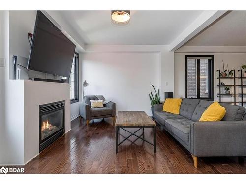 1327 Hunter Street, Innisfil, ON - Indoor Photo Showing Living Room With Fireplace