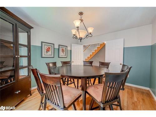 36 Falling Brook Drive, Barrie, ON - Indoor Photo Showing Dining Room