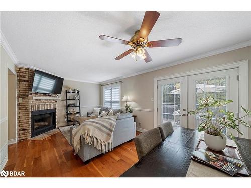 734 Candaras Street, Innisfil, ON - Indoor Photo Showing Living Room With Fireplace