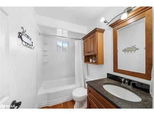 734 Candaras Street, Innisfil, ON - Indoor Photo Showing Bathroom