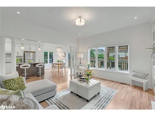 56 Cannery Drive, St. Davids, ON - Indoor Photo Showing Living Room