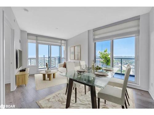 3205-36 Park Lawn Road Road, Toronto, ON - Indoor Photo Showing Dining Room