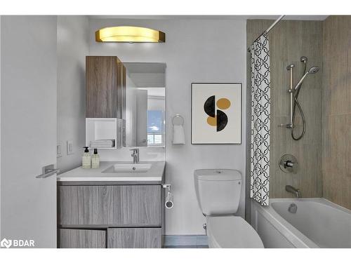 3205-36 Park Lawn Road Road, Toronto, ON - Indoor Photo Showing Bathroom